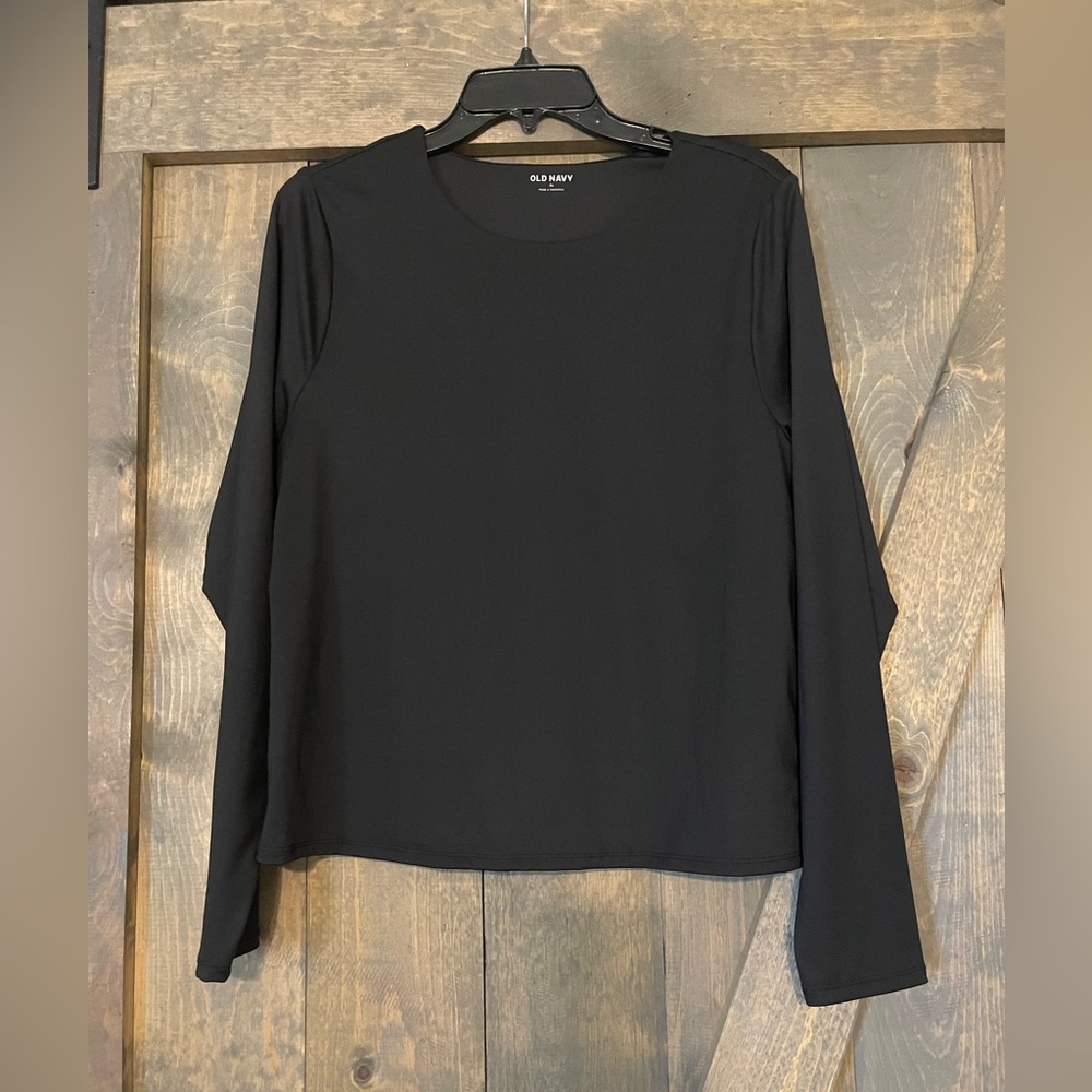 Old Navy Long Sleeve Double Layered Sculpting Top